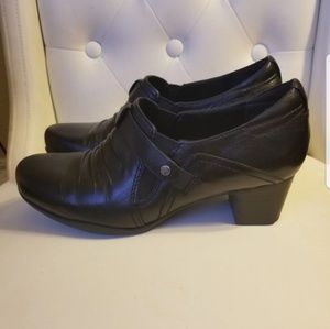 💐Clarks💐Artisan ankle booties